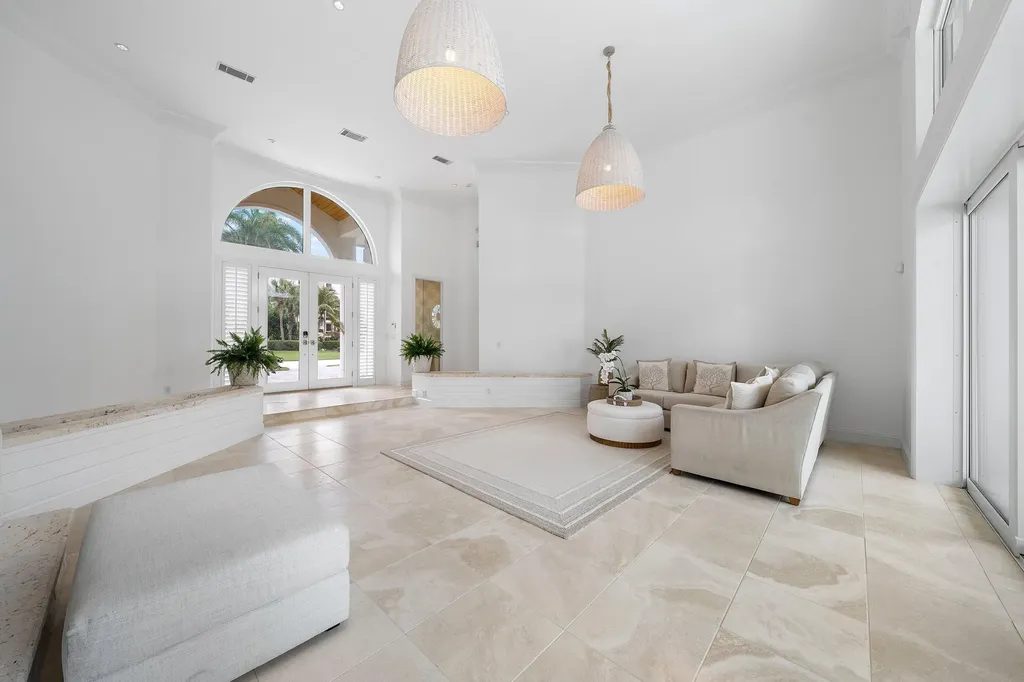 2925 SE Dune Drive Hutchinson Island FL 34996