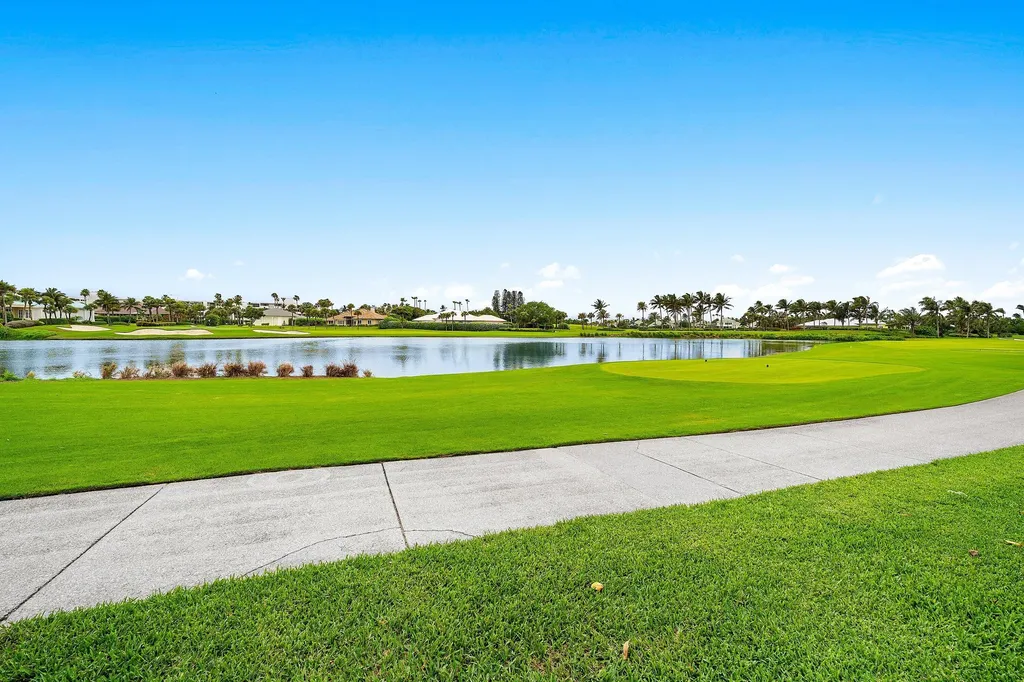 2925 SE Dune Drive Hutchinson Island FL 34996