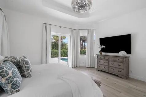 2925 SE Dune Drive Hutchinson Island FL 34996