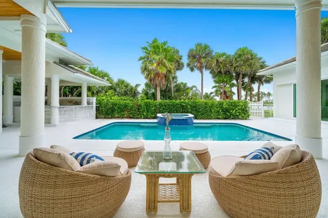 2925 SE Dune Drive Hutchinson Island FL 34996