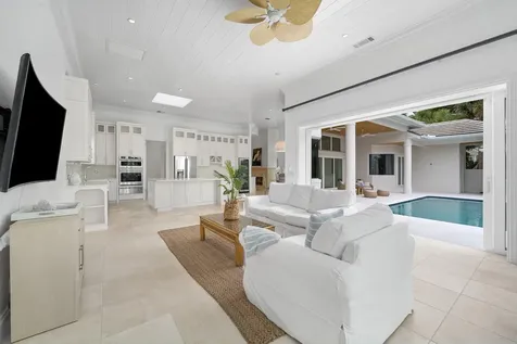 2925 SE Dune Drive Hutchinson Island FL 34996