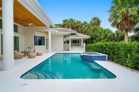 2925 SE Dune Drive Hutchinson Island FL 34996