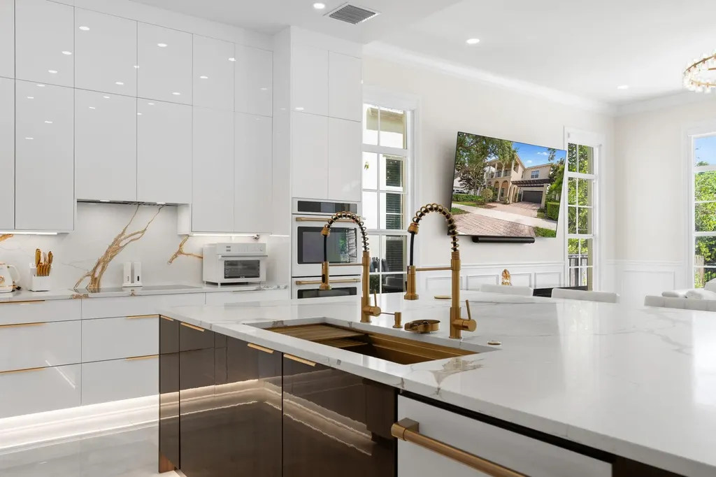 112 Tulip Tree Court Jupiter FL 33458