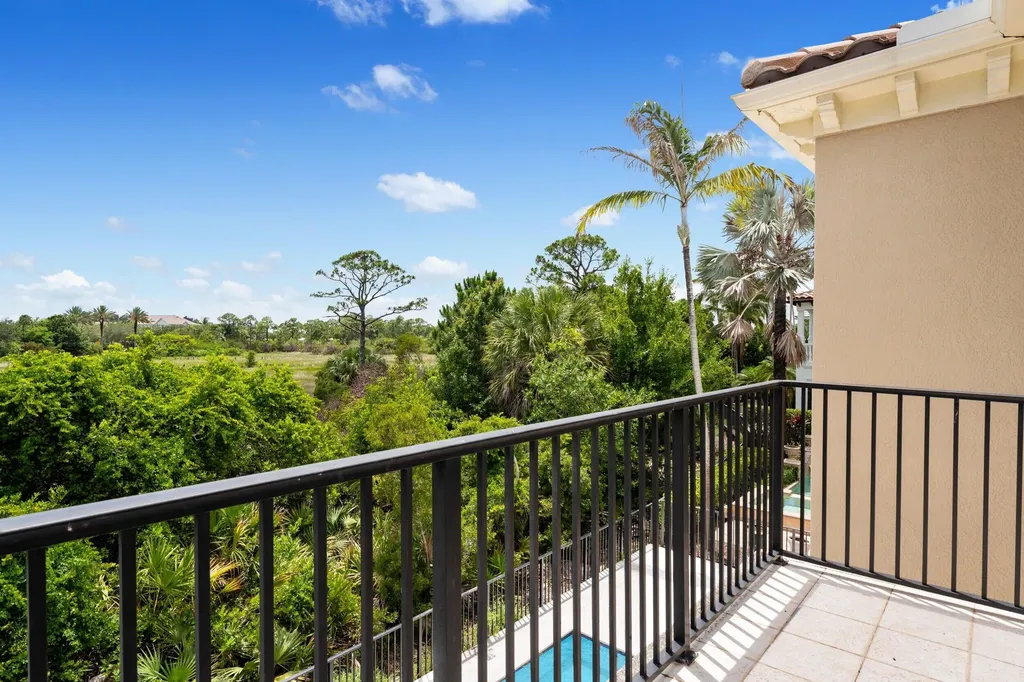 112 Tulip Tree Court Jupiter FL 33458