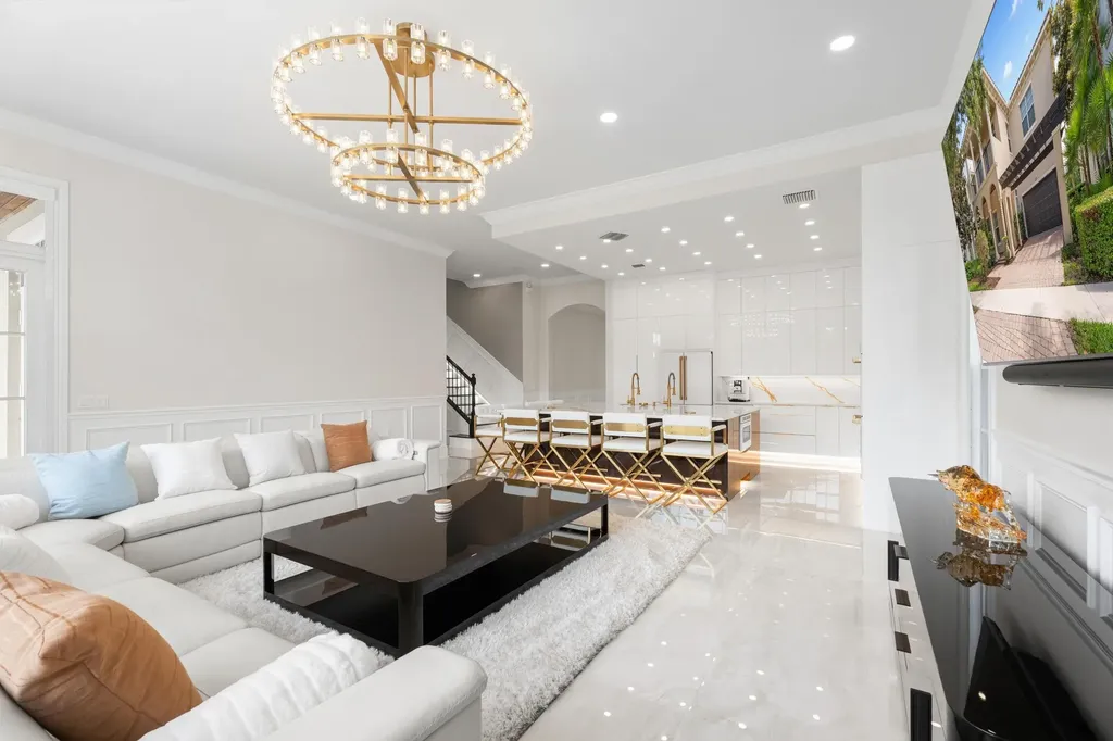 112 Tulip Tree Court Jupiter FL 33458