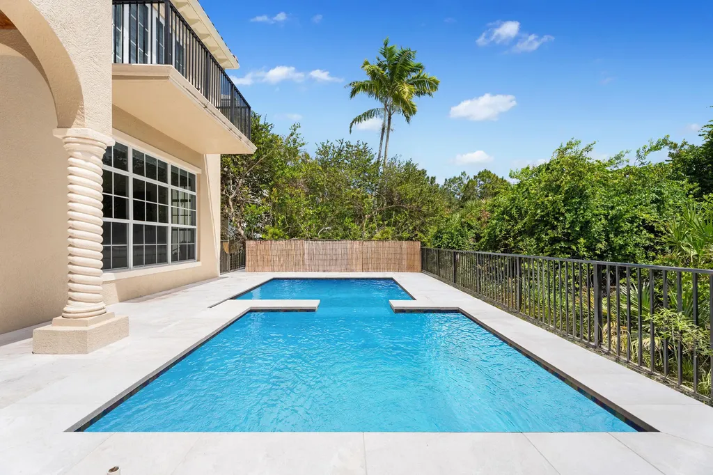 112 Tulip Tree Court Jupiter FL 33458