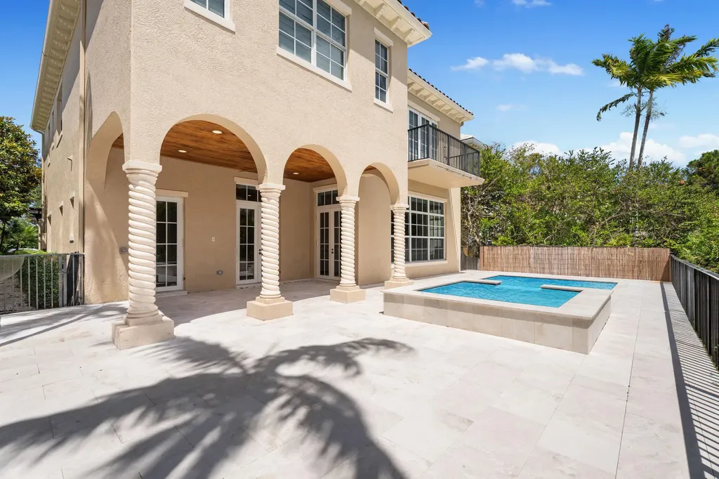 112 Tulip Tree Court Jupiter FL 33458