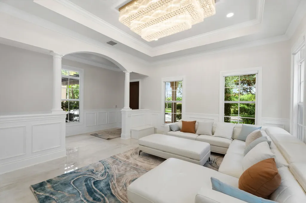 112 Tulip Tree Court Jupiter FL 33458