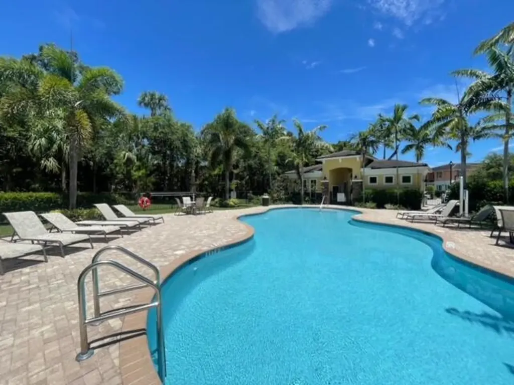 12885 Trevi Isle Palm Beach Gardens FL 33418