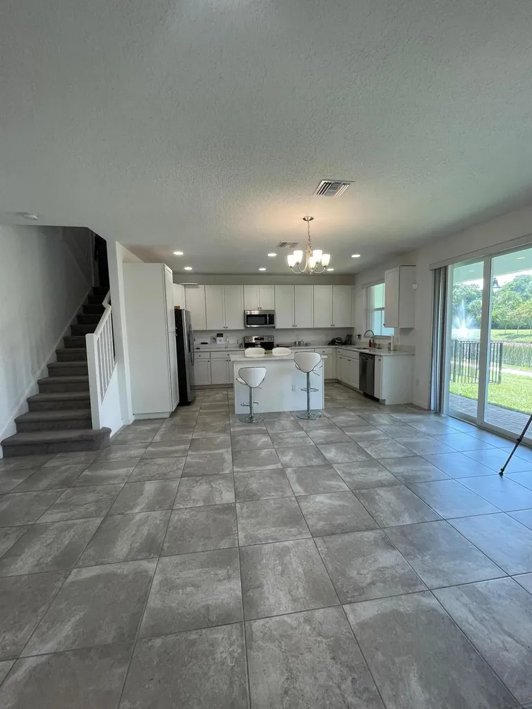 12885 Trevi Isle Palm Beach Gardens FL 33418