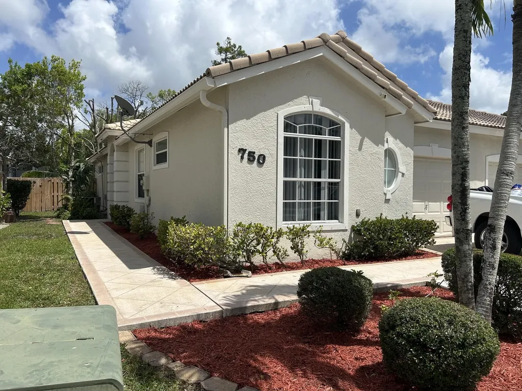 750 Via Toscana Wellington FL 33414