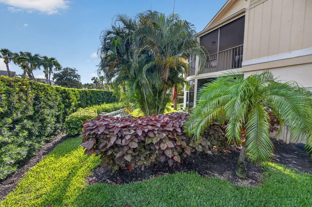 17137 Waterbend Drive Jupiter FL 33477