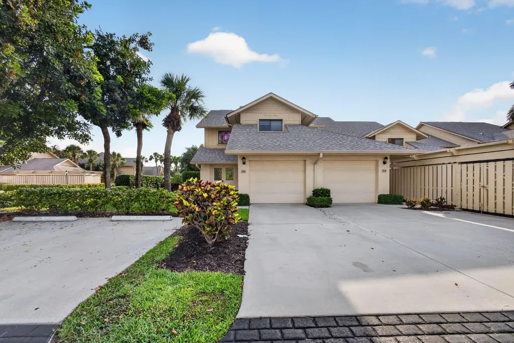 17137 Waterbend Drive Jupiter FL 33477