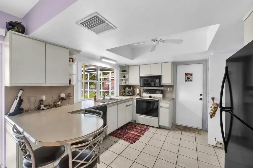 1710 W River Drive Margate FL 33063