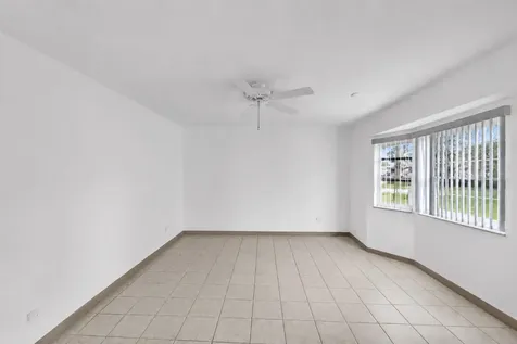 1710 W River Drive Margate FL 33063