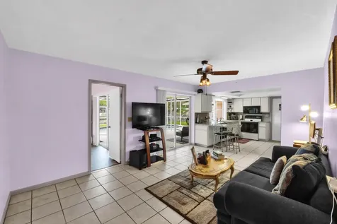 1710 W River Drive Margate FL 33063