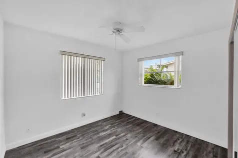 1710 W River Drive Margate FL 33063
