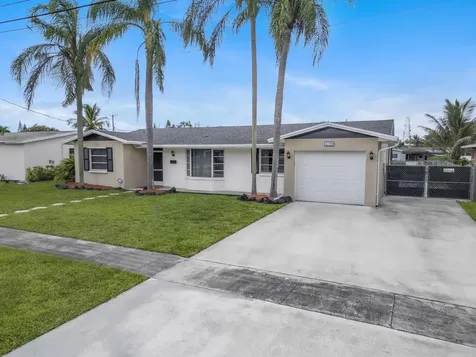 1710 W River Drive Margate FL 33063