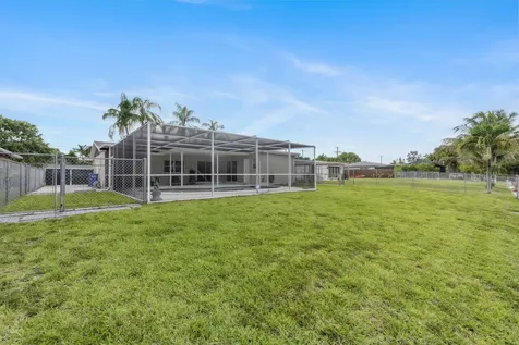1710 W River Drive Margate FL 33063