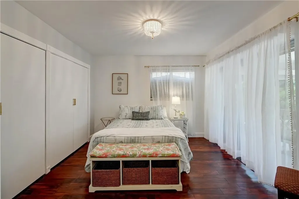 1840 SE 7th Street Pompano Beach FL 33060