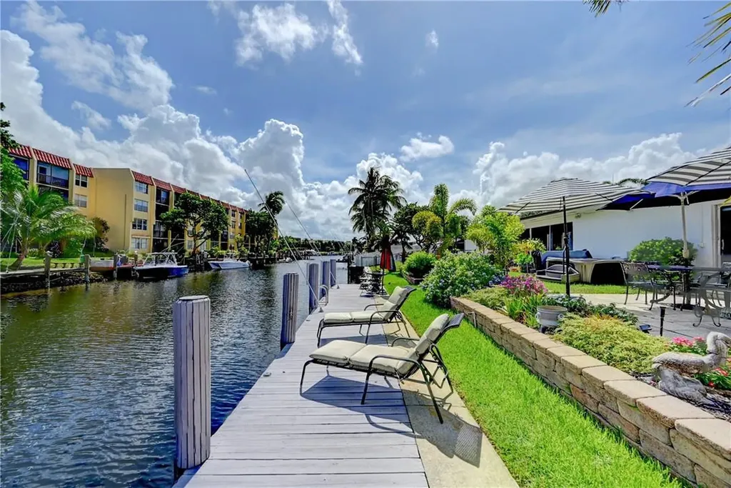 1840 SE 7th Street Pompano Beach FL 33060