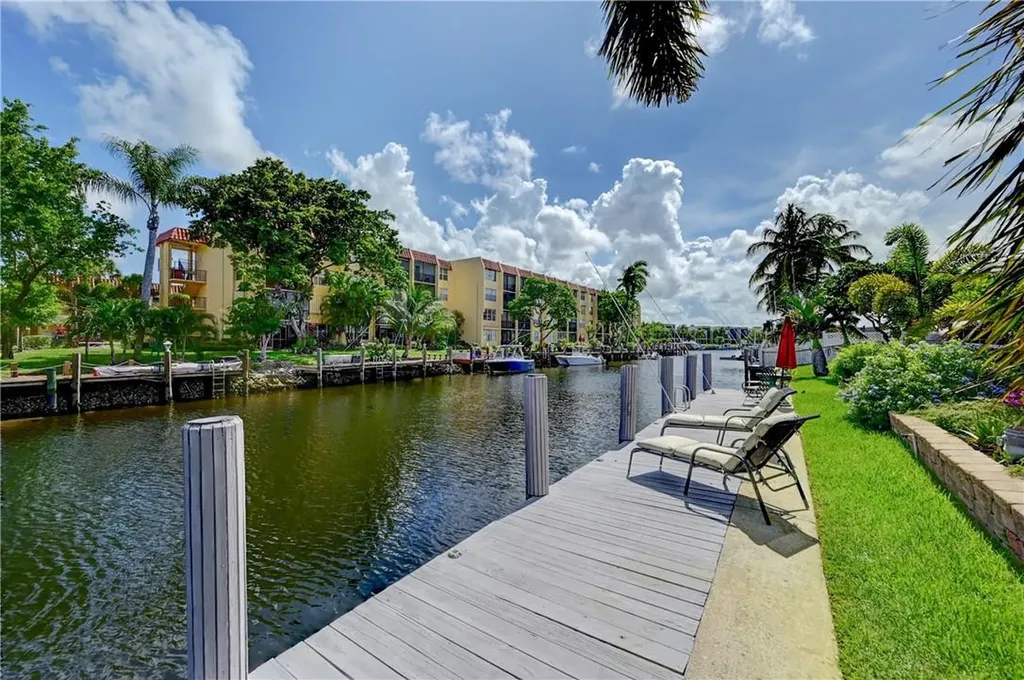 1840 SE 7th Street Pompano Beach FL 33060
