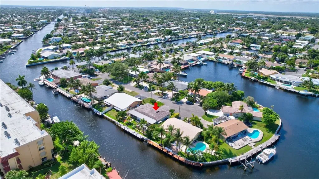 1840 SE 7th Street Pompano Beach FL 33060