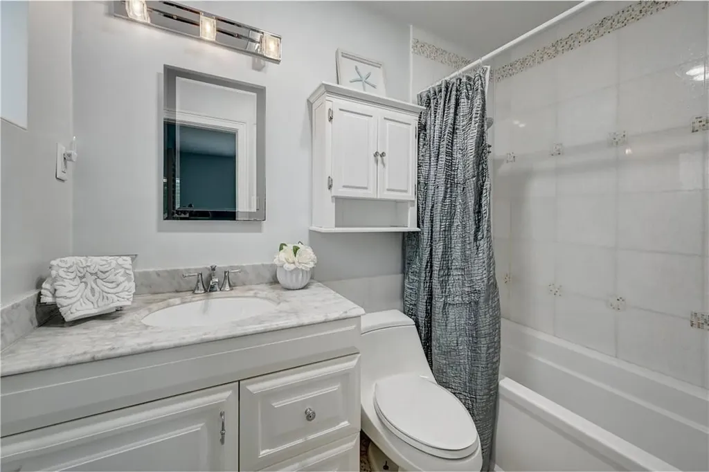 1840 SE 7th Street Pompano Beach FL 33060
