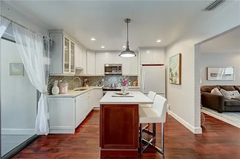1840 SE 7th Street Pompano Beach FL 33060