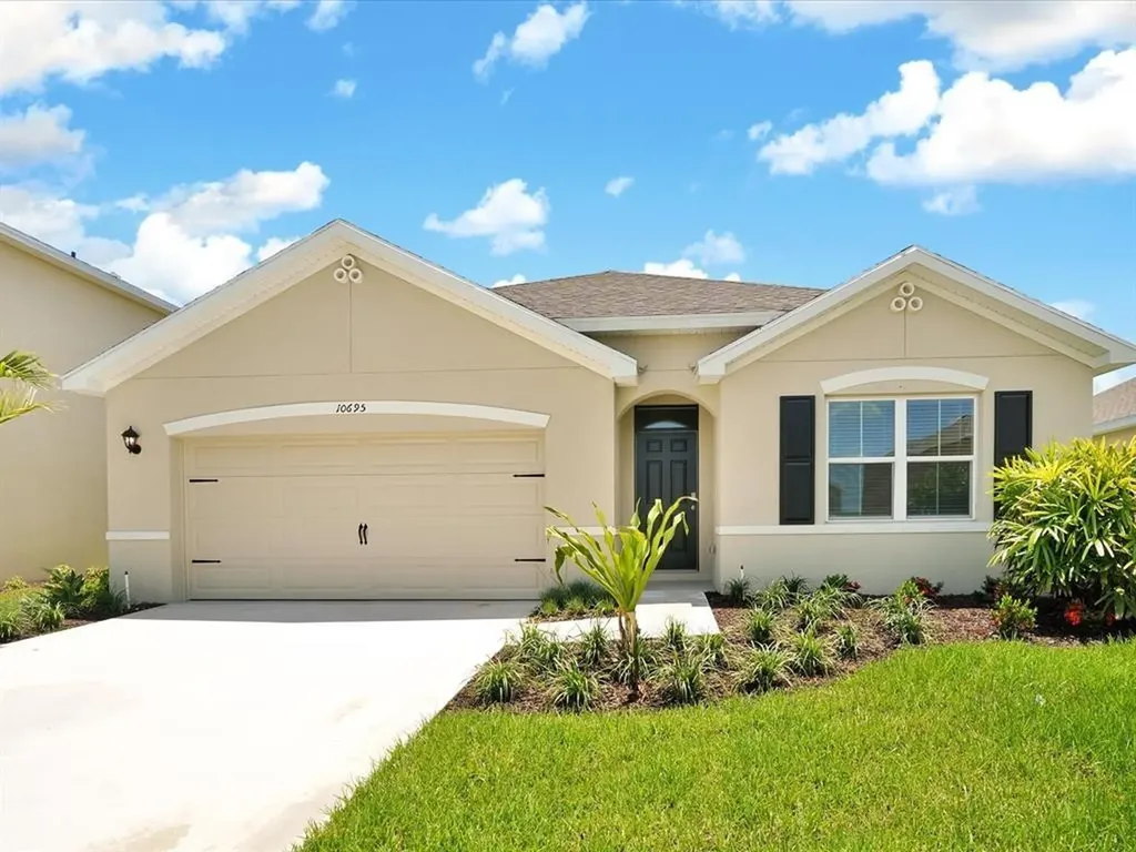 10695 SW Prato Way Port St Lucie FL 34987