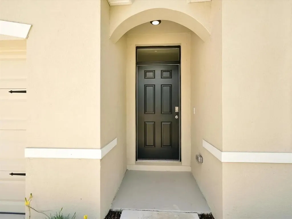 10695 SW Prato Way Port St Lucie FL 34987
