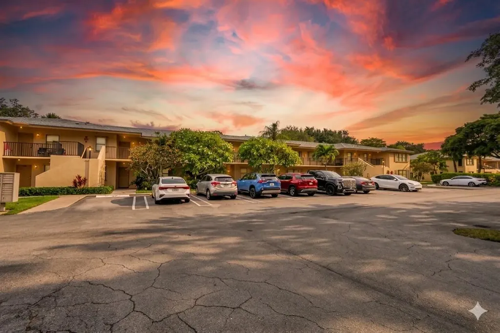 2916 SW 22nd Circle Delray Beach FL 33445