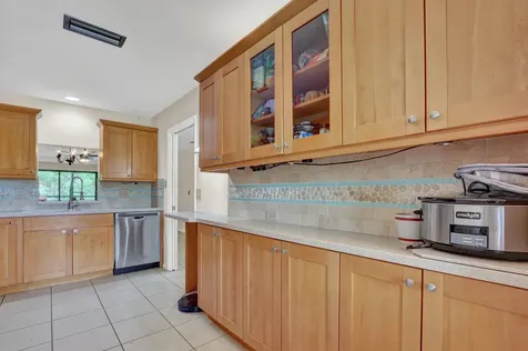 2916 SW 22nd Circle Delray Beach FL 33445