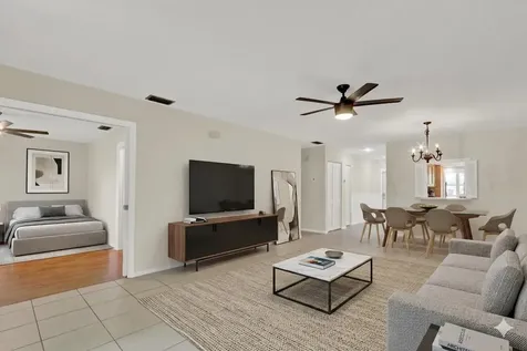 2916 SW 22nd Circle Delray Beach FL 33445
