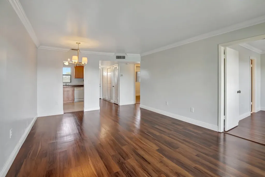 8225 Sunrise Lakes Drive N Sunrise FL 33322