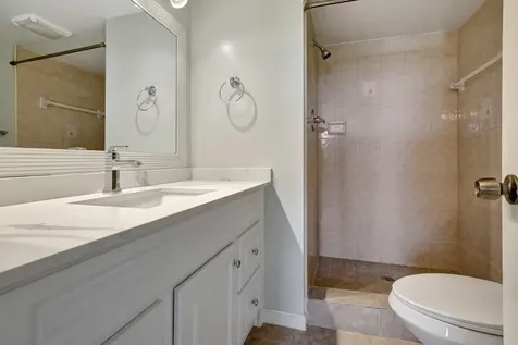 8225 Sunrise Lakes Drive N Sunrise FL 33322