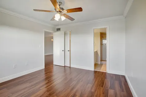 8225 Sunrise Lakes Drive N Sunrise FL 33322