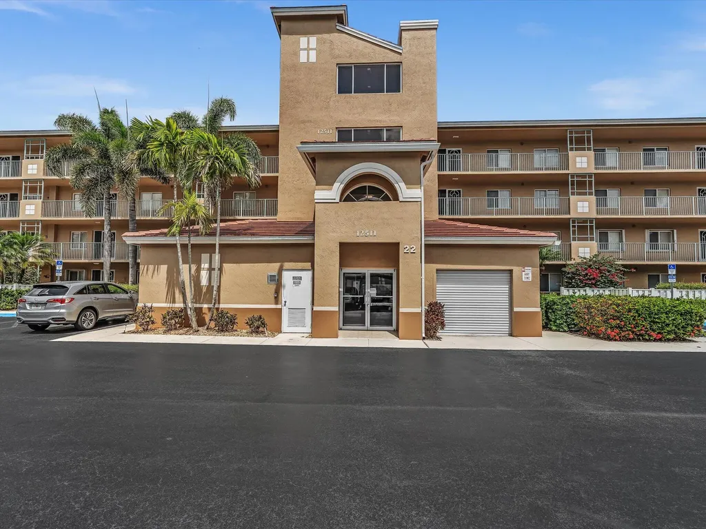 12511 Imperial Isle Drive Boynton Beach FL 33437