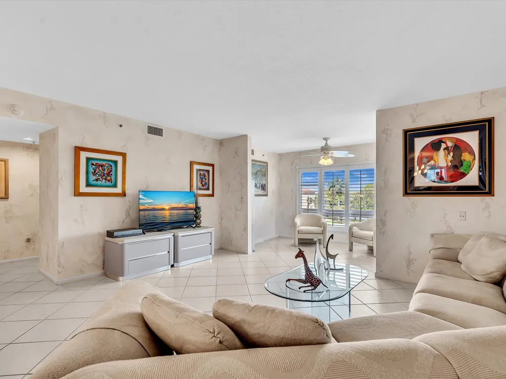 12511 Imperial Isle Drive Boynton Beach FL 33437