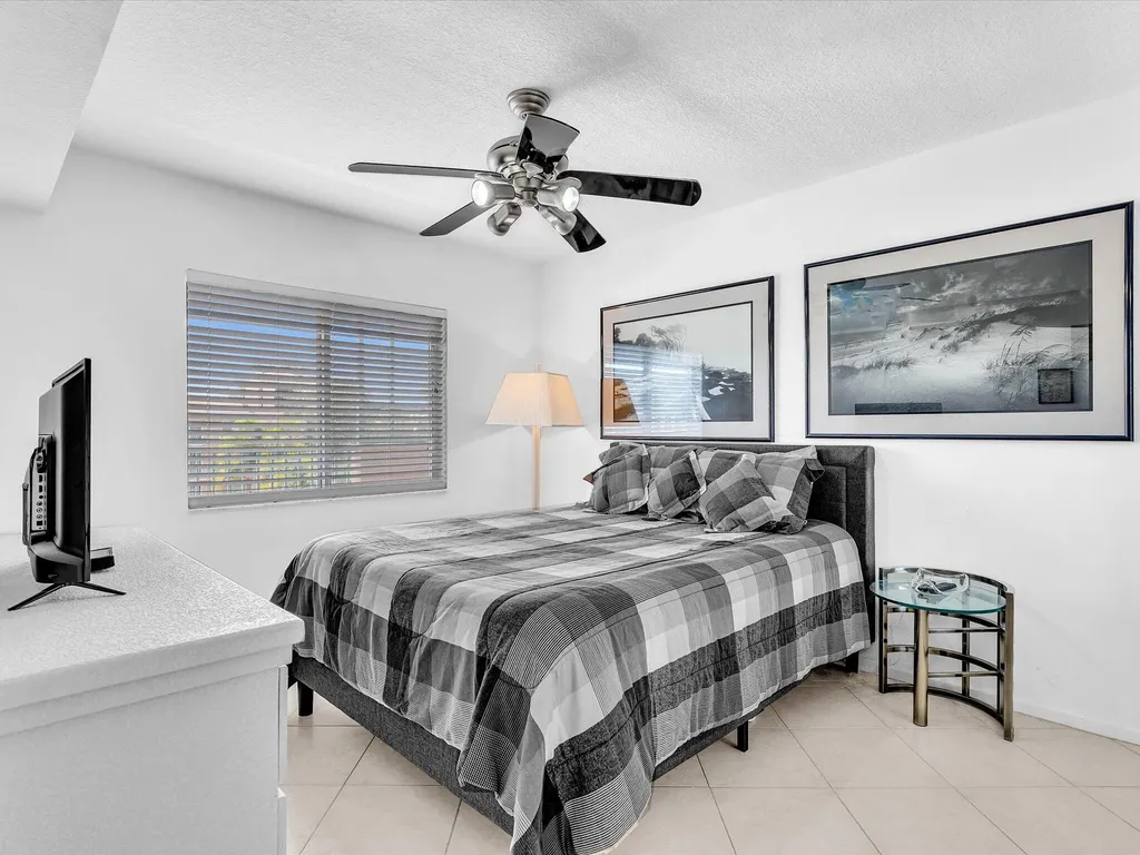 12511 Imperial Isle Drive Boynton Beach FL 33437