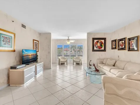 12511 Imperial Isle Drive Boynton Beach FL 33437