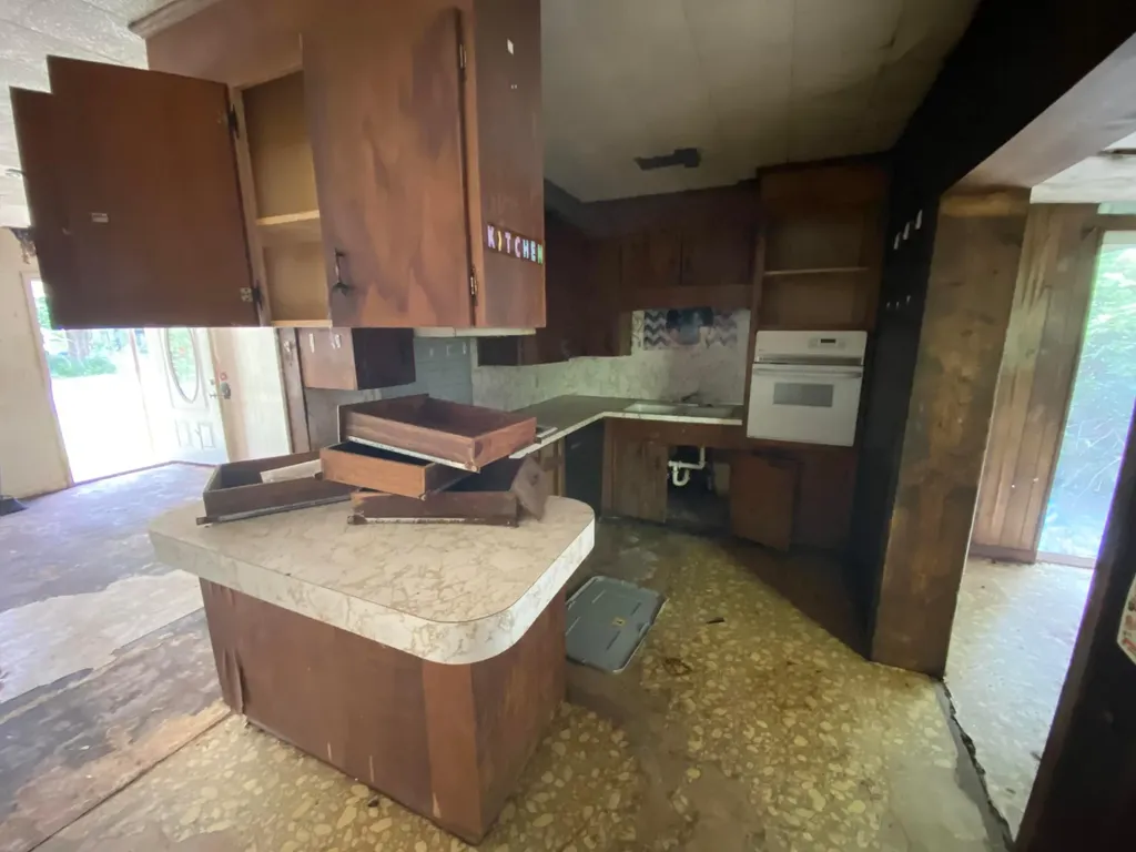 20816 SE Ray Avenue Blountstown FL 32424