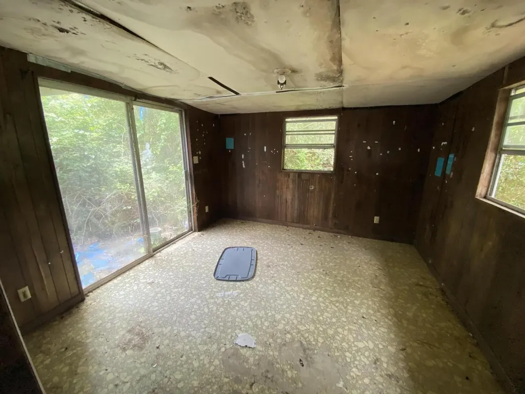 20816 SE Ray Avenue Blountstown FL 32424