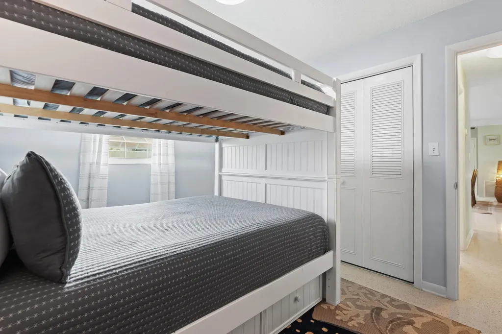 1621 Frances Avenue Fort Pierce FL 34949