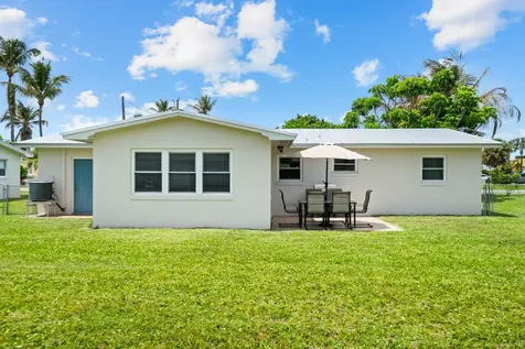 1621 Frances Avenue Fort Pierce FL 34949