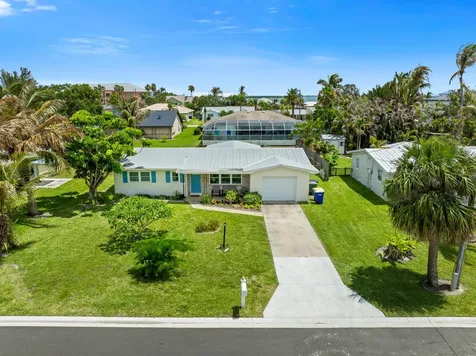 1621 Frances Avenue Fort Pierce FL 34949