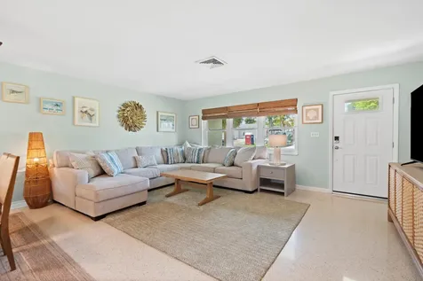 1621 Frances Avenue Fort Pierce FL 34949