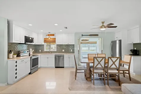 1621 Frances Avenue Fort Pierce FL 34949