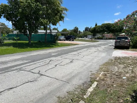 806 NW 1st Street Boynton Beach FL 33435