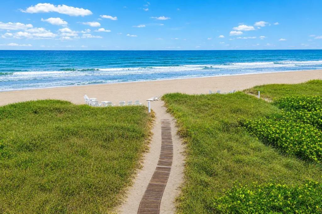 2225 S Ocean Boulevard Delray Beach FL 33483
